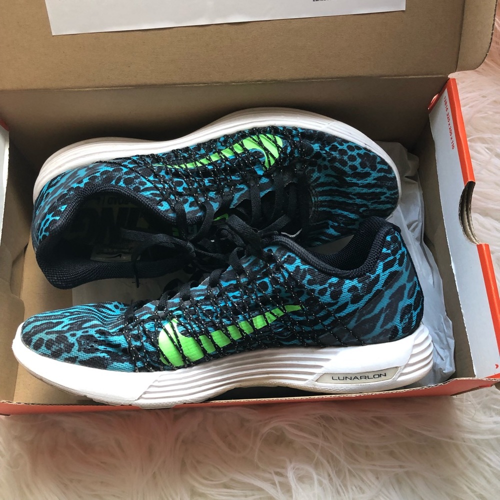 Nike Lunaracer Running Sneakers